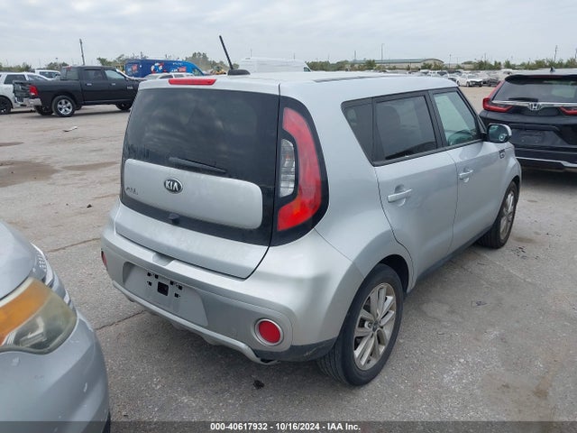 KIA SOUL + 2017 KNDJP3A56H7442179 Image 4
