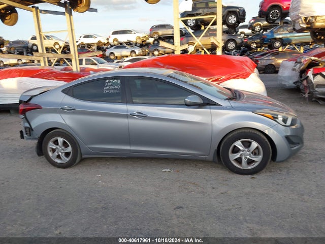 Hyundai ELANTRA SE 2015 5NPDH4AEXFH556307 Image 13
