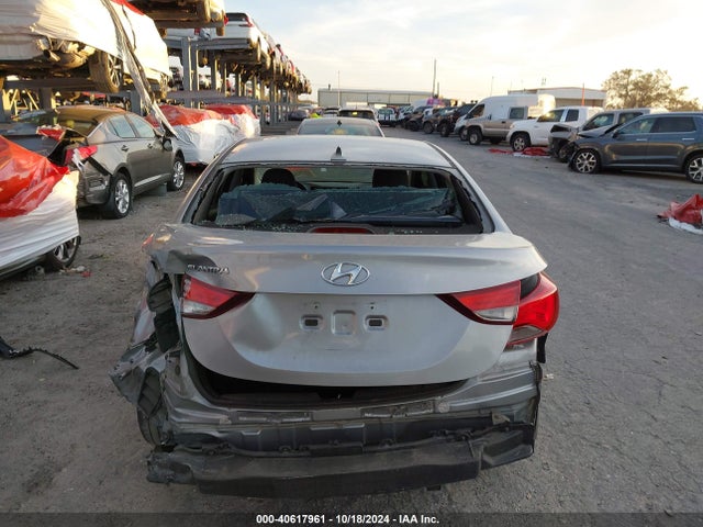 Hyundai ELANTRA SE 2015 5NPDH4AEXFH556307 Image 16