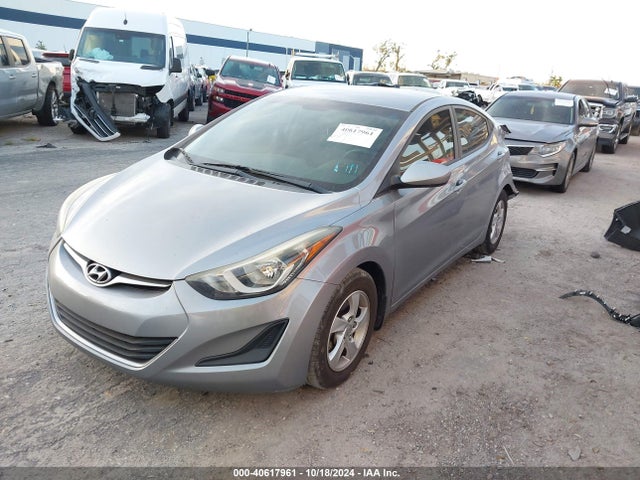 Hyundai ELANTRA SE 2015 5NPDH4AEXFH556307 Image 2