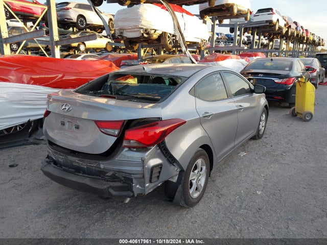 Hyundai ELANTRA SE 2015 5NPDH4AEXFH556307 Image 4