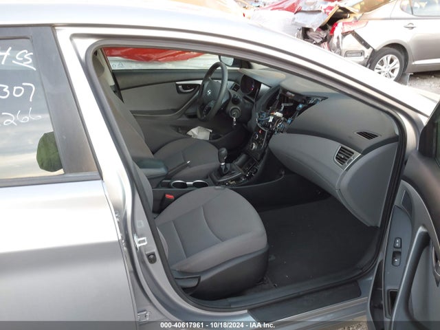 Hyundai ELANTRA SE 2015 5NPDH4AEXFH556307 Image 5