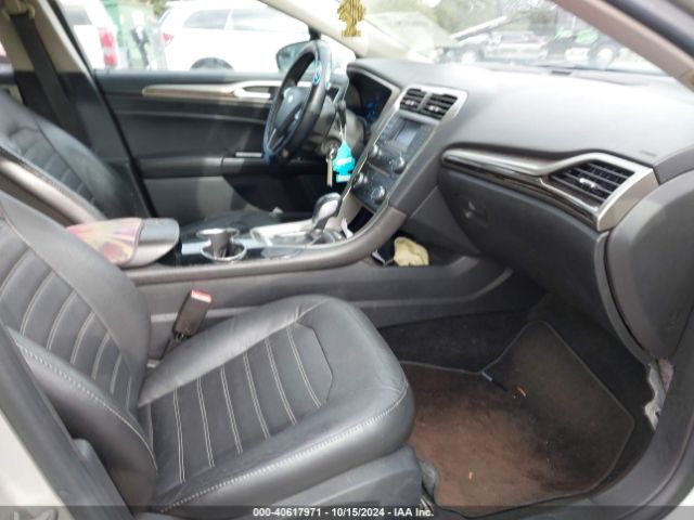1FA6P0HD2E5387549 Ford FUSION SE