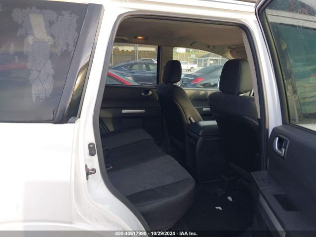 2011 MITSUBISHI ENDEAVOR 4A4JN2AS8BE034462 Photo 7