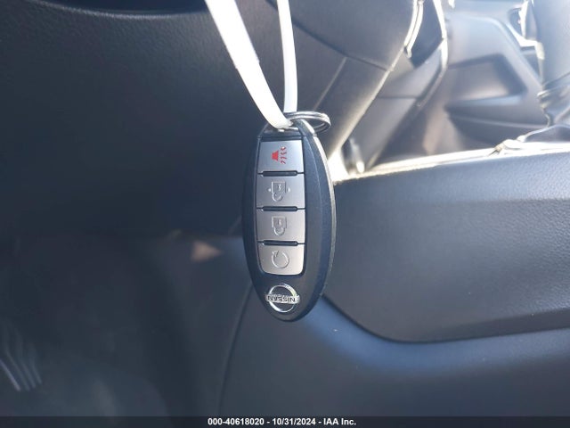 Nissan ROGUE SV 2017 KNMAT2MT6HP526633 Image 11