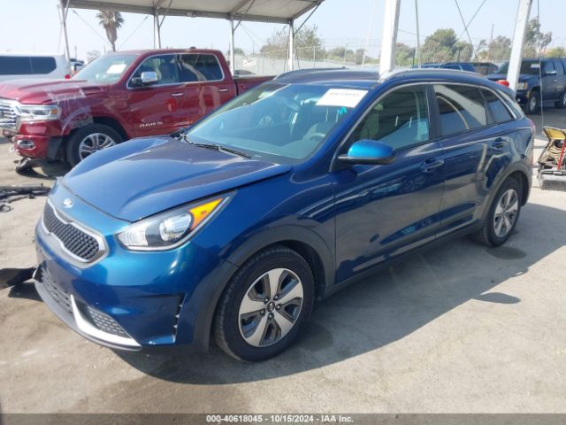 KNDCB3LC6K5297490 KIA NIRO LX
