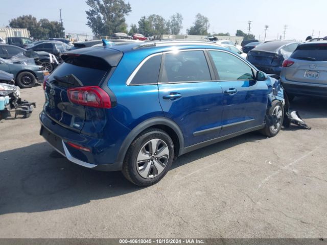 KNDCB3LC6K5297490 KIA NIRO LX