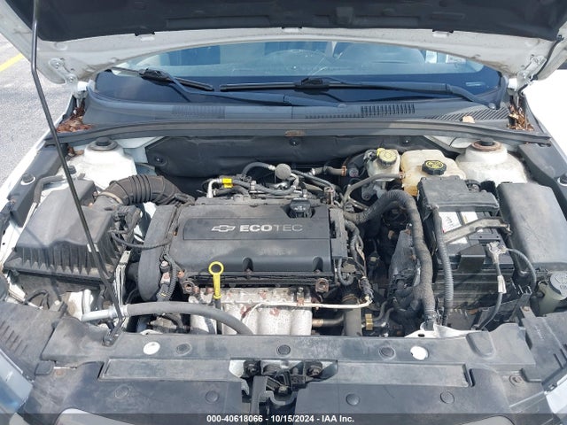 Chevrolet Cruze Ls Auto 2015 1G1PA5SH4F7140766 Image 10