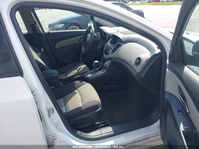 Chevrolet Cruze Ls Auto 2015 1G1PA5SH4F7140766 Image 5