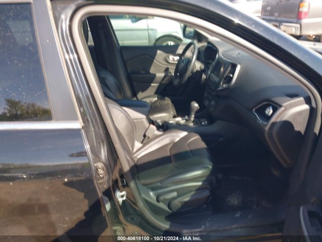 1C4PJLLN8KD222446 Jeep Cherokee Latitude Plus Fwd