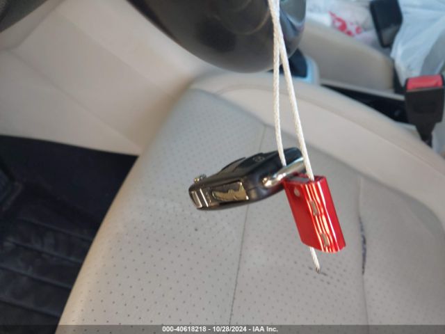 WVGBV7AX3FW104899 Volkswagen TIGUAN SE
