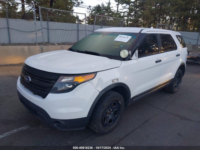 Ford Utility Police Interceptor 2014 1FM5K8AR3EGC60589 Image 2