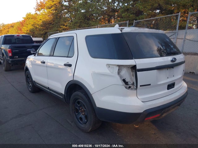 Ford Utility Police Interceptor 2014 1FM5K8AR3EGC60589 Image 3
