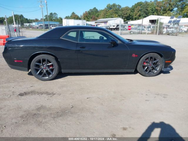 2C3CDZJG7NH108849 Dodge Challenger Gt
