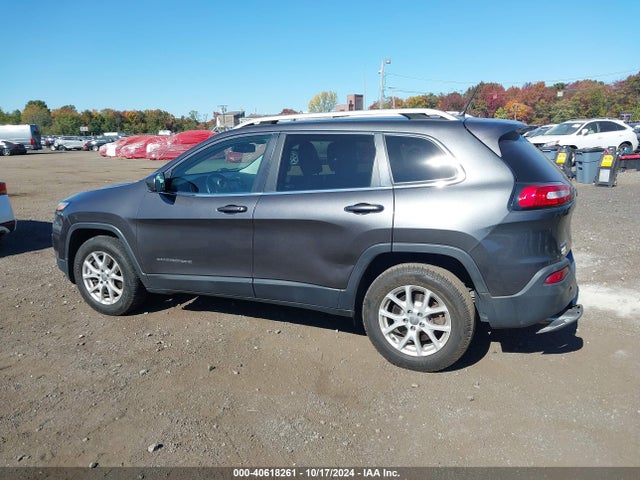Jeep Cherokee Latitude 2016 1C4PJMCB4GW372190 Image 14