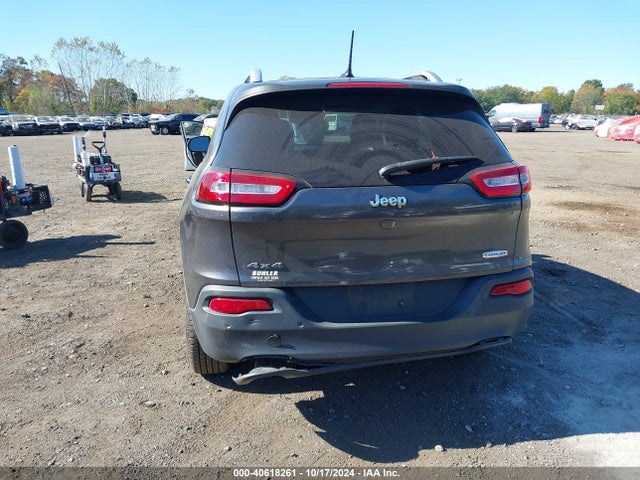 Jeep Cherokee Latitude 2016 1C4PJMCB4GW372190 Image 16