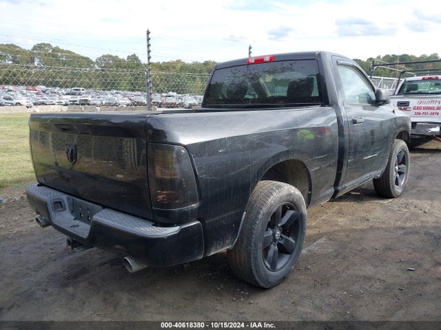 3C6JR6AT1EG156869 RAM 1500 Express