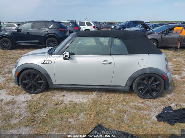 Mini Convertible Cooper S 2015 WMWZP3C53FT708839 Image 15