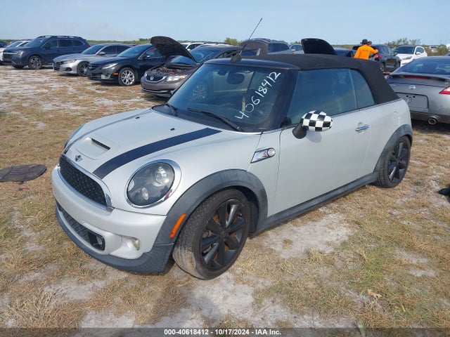 2015 MINI CONVERTIBLE WMWZP3C53FT708839 Photo 1