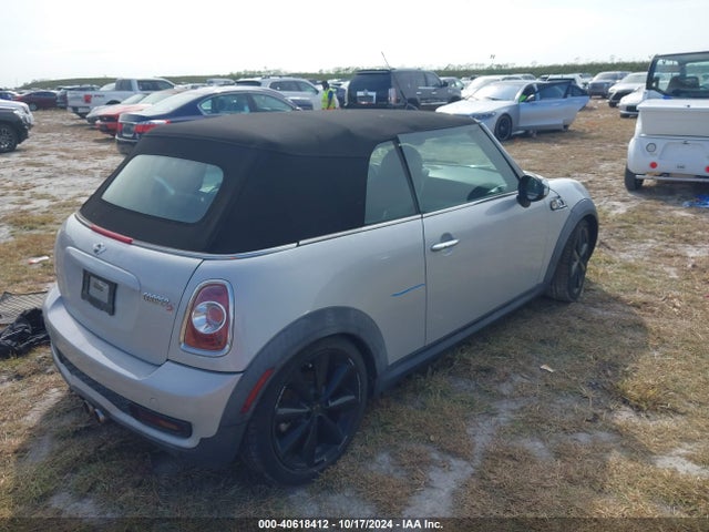2015 MINI CONVERTIBLE WMWZP3C53FT708839 Photo 3