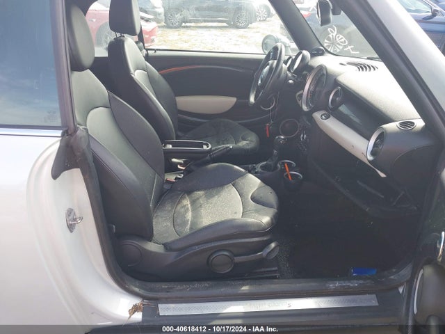 2015 MINI CONVERTIBLE WMWZP3C53FT708839 Photo 4