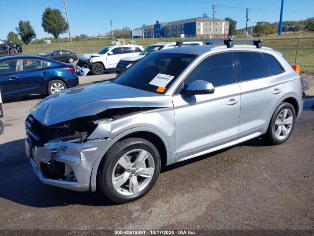 WA1ANAFY1J2156055 Audi Q5 2.0t Premium/2.0t Tech Premium
