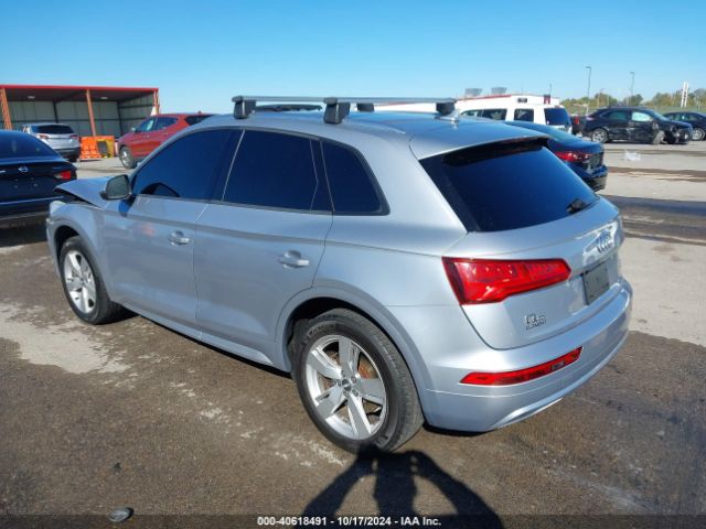 WA1ANAFY1J2156055 Audi Q5 2.0t Premium/2.0t Tech Premium