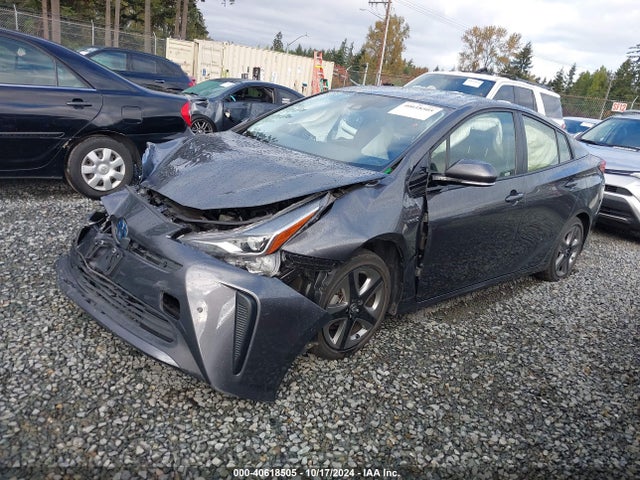 Toyota PRIUS XLE 2019 JTDKARFUXK3102251 Image 2