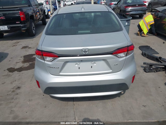 Toyota COROLLA LE 2022 5YFEPMAE8NP318593 Image 17