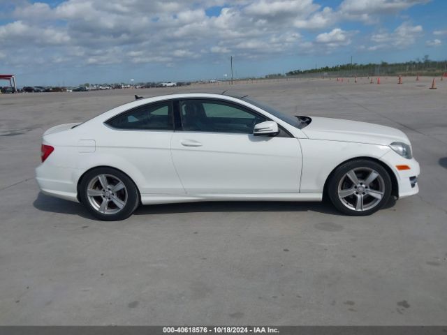 WDDGJ4HB0FG440735 Mercedes-Benz C 250