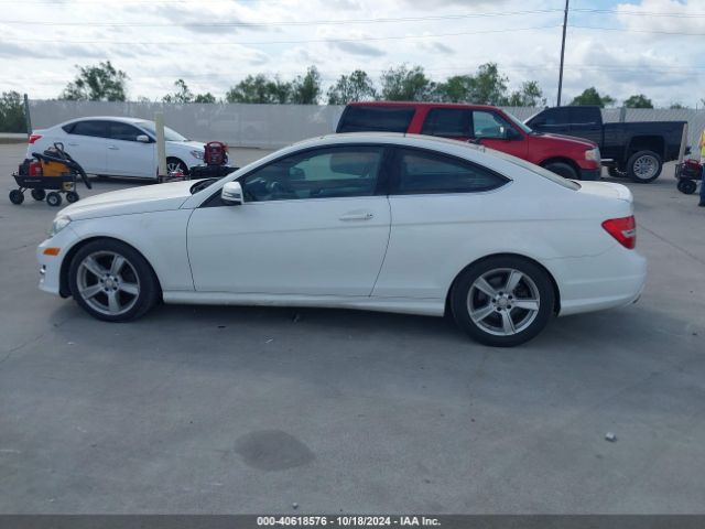 WDDGJ4HB0FG440735 Mercedes-Benz C 250