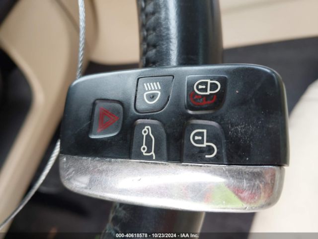 2013 JAGUAR XF SAJWA0ES8DPS64096 Photo 10