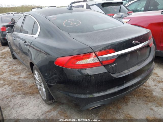 2013 JAGUAR XF SAJWA0ES8DPS64096 Photo 2