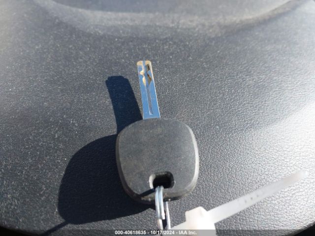 5YFEPMAE4MP180419 Toyota COROLLA LE