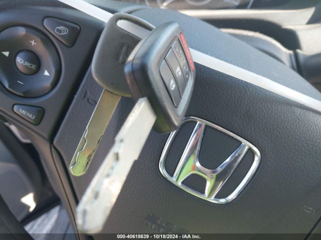 2HKRM4H38EH620199 Honda CR-V LX
