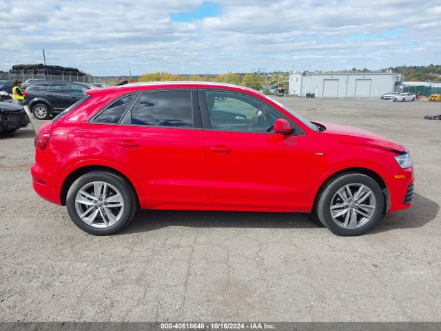 WA1BCCFS8JR001141 Audi Q3 2.0t Premium/2.0t Sport Premium