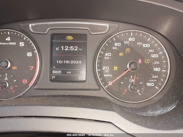 WA1BCCFS8JR001141 Audi Q3 2.0t Premium/2.0t Sport Premium
