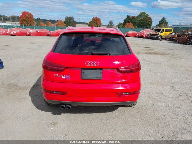 WA1BCCFS8JR001141 Audi Q3 2.0t Premium/2.0t Sport Premium