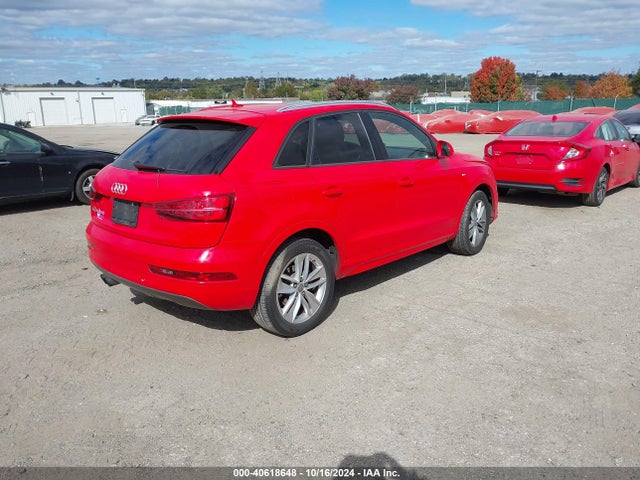 WA1BCCFS8JR001141 Audi Q3 2.0t Premium/2.0t Sport Premium