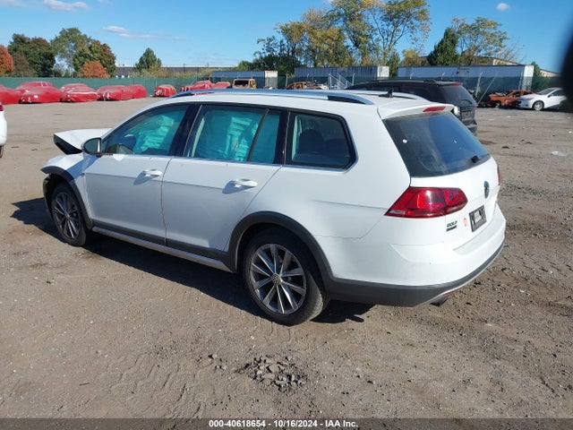 3VWH17AU4HM517415 Volkswagen Golf Alltrack Tsi S/tsi Se/tsi Sel