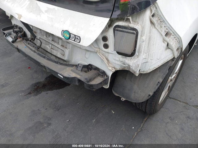 KIA Soul 2019 KNDJN2A28K7637360 Image 19