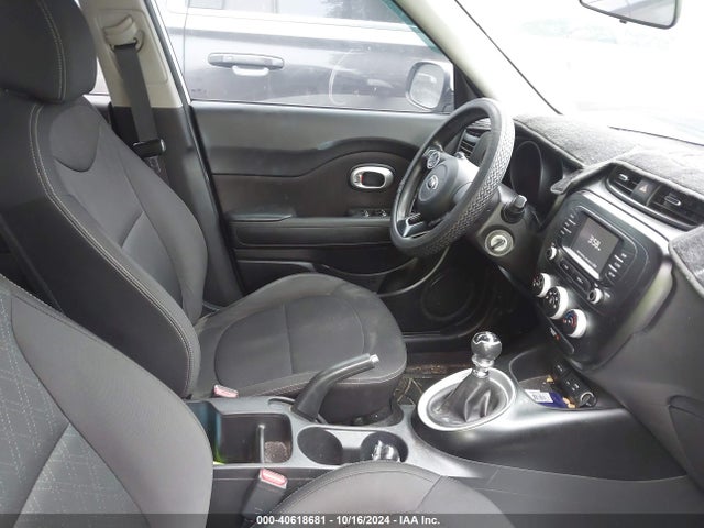 KIA Soul 2019 KNDJN2A28K7637360 Image 5