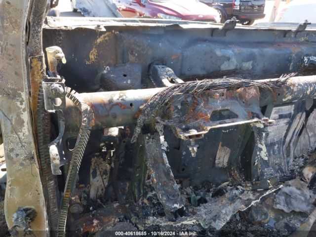 1GCRYDED0LZ136888 Chevrolet Silverado 1500 4wd  Standard Bed Lt