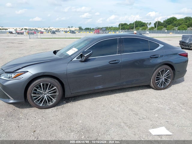 58ADZ1B13RU174173 Lexus ES 350