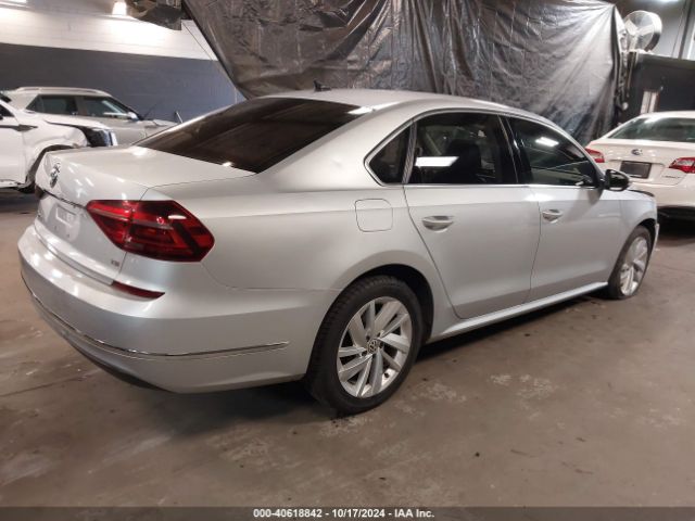 1VWBA7A30JC045010 Volkswagen Passat 2.0t Se
