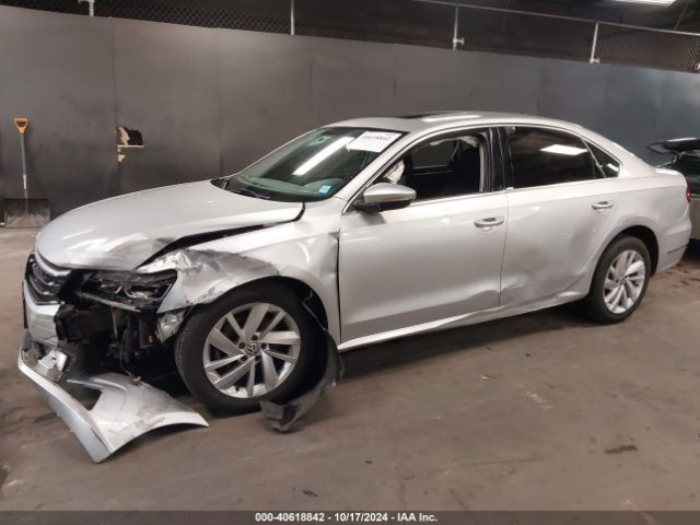 1VWBA7A30JC045010 Volkswagen Passat 2.0t Se