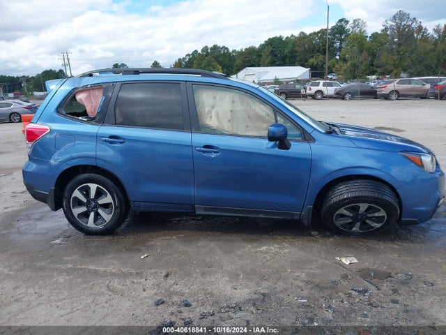 Subaru Forester 2.5i Premium 2018 JF2SJAGC3JH455697 Image 13