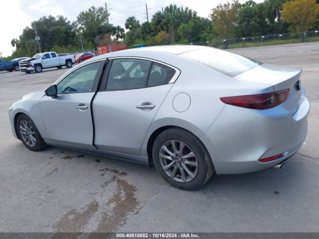 3MZBPAA75MM200152 Mazda Mazda3 2.0