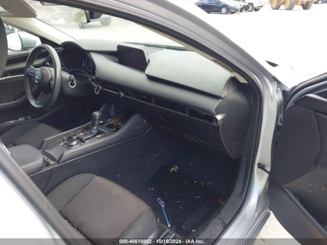3MZBPAA75MM200152 Mazda Mazda3 2.0
