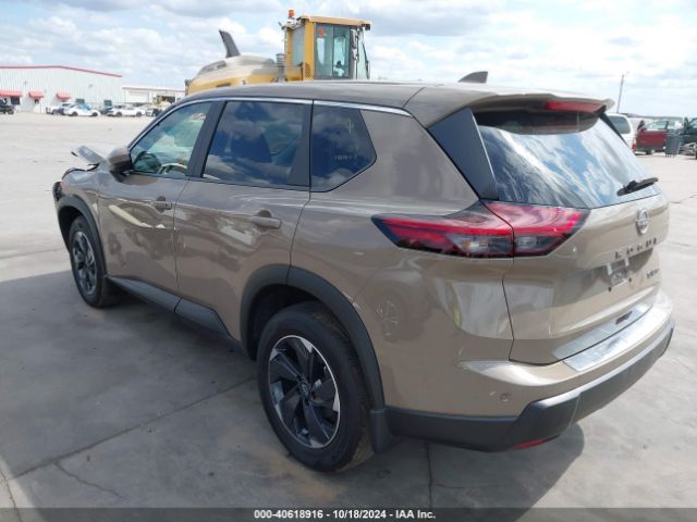 5N1BT3BB1RC716977 Nissan Rogue Sv Intelligent Awd